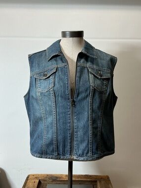 Vintage Ruff Hewn blue denim vest | Size: L